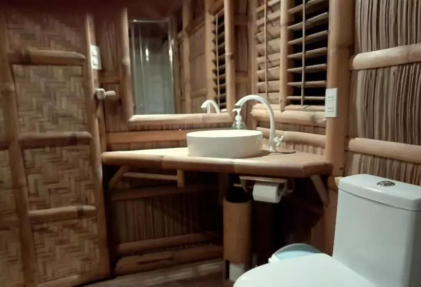 Lomakeskus Kookoo S Nest Eco Lodge