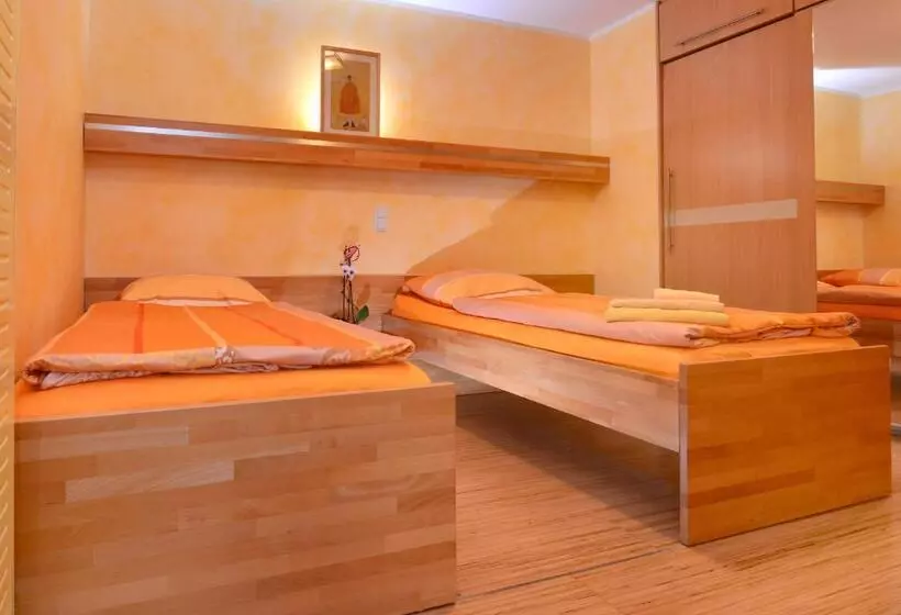 Hotelli Landhaus Hof Schlenstedt