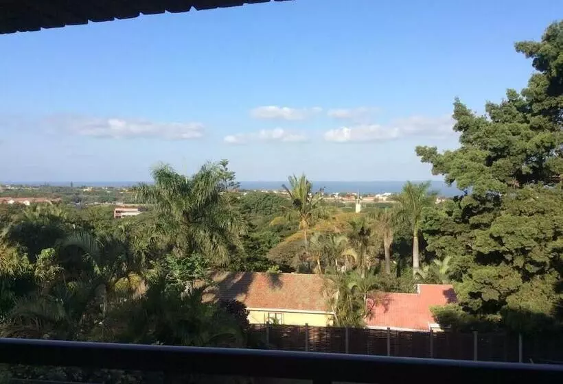 Majatalo Palmwood Guest House