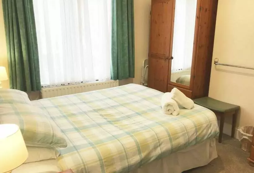 ペンション Esk Vale Guest House