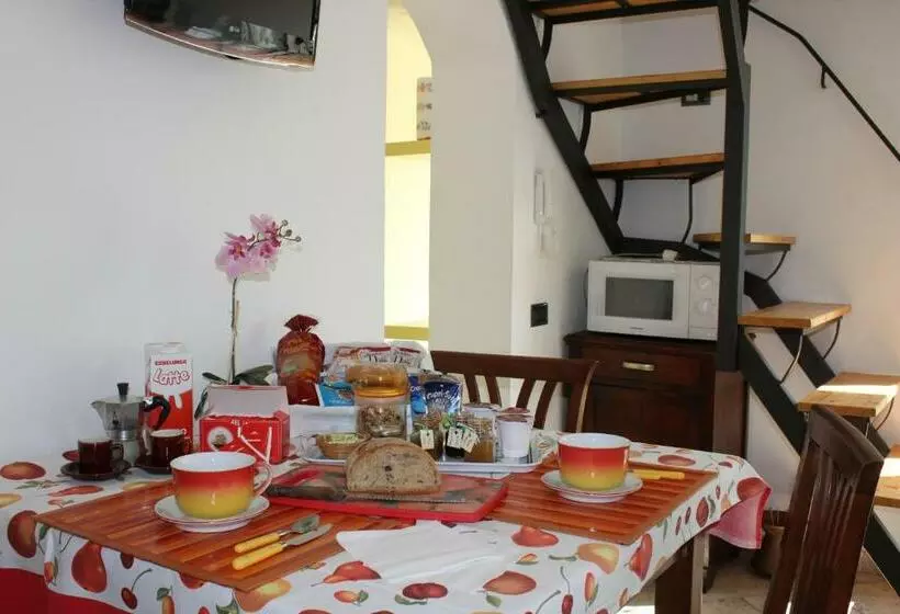 5 Terre   B&b La Giuditta   La Spezia