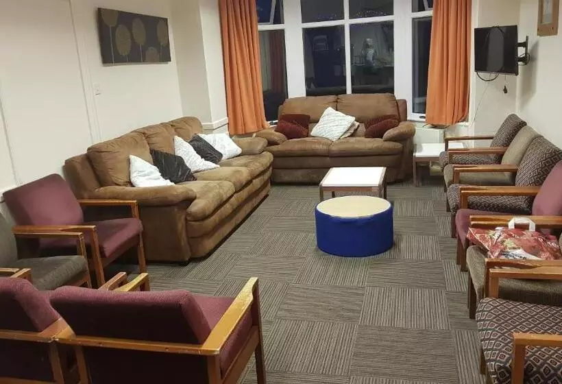 هاستل Woodlands Centre