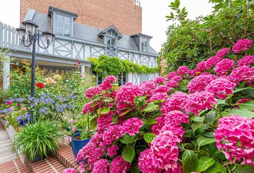 تختخواب و صبحانه Maison Longuevie