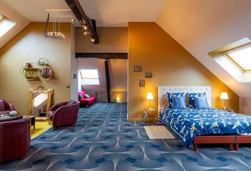 تختخواب و صبحانه Maison Longuevie