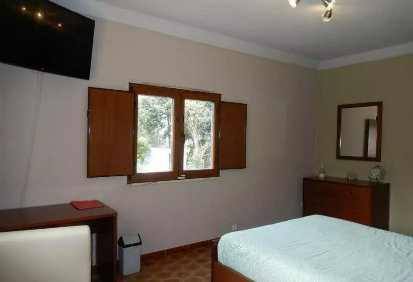 Aamiaismajoitus (B&B) Quinta Laranjal Da Arrabida