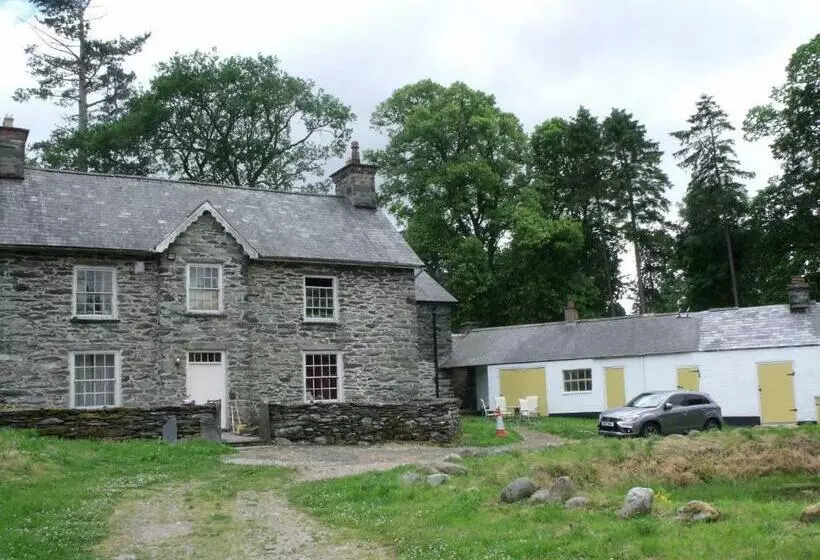 Majatalo Cosy Ground Floor Disabled Friendly Room In Farm House