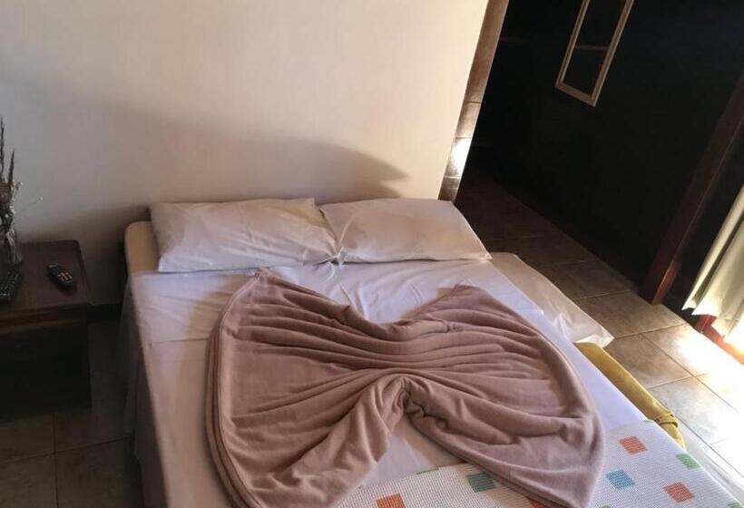 پانسیون Pousada Arara Canindé