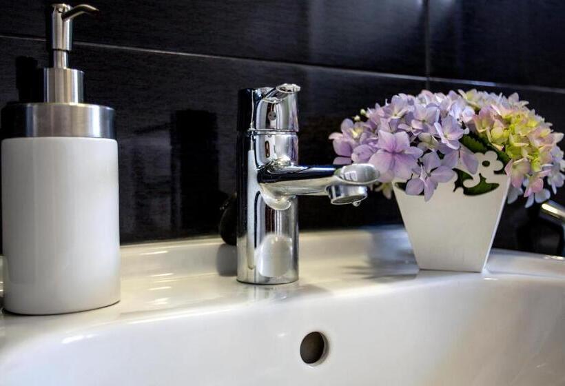 تختخواب و صبحانه Casa Amarela