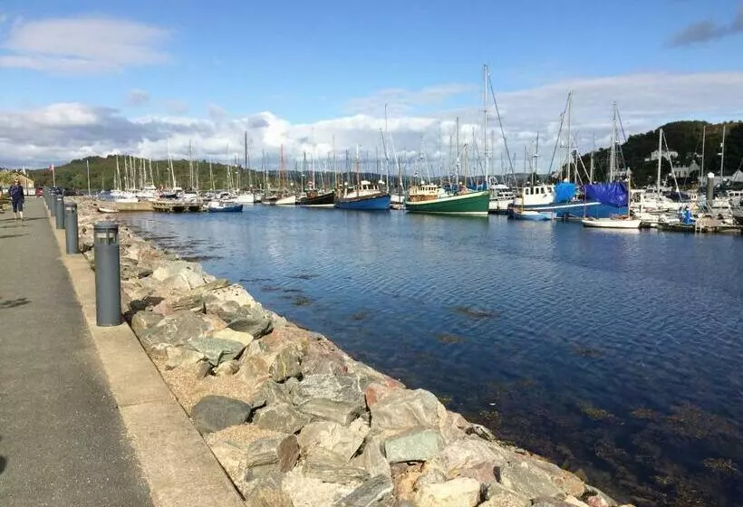 Aamiaismajoitus (B&B) Starfish Rooms