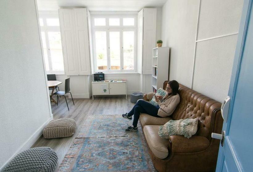 Change The World Hostels Cascais Estoril