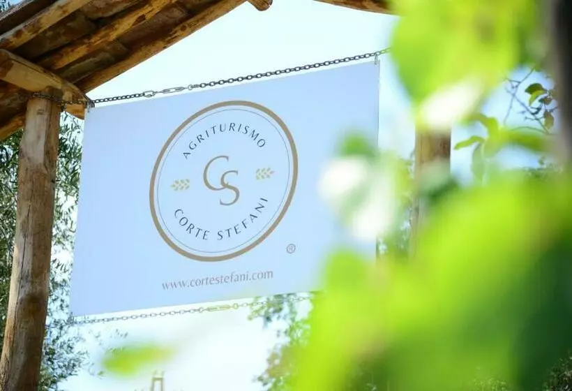 ホテル Agriturismo Corte Stefani