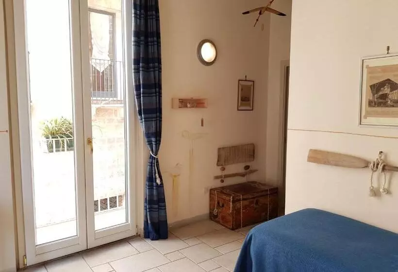 تختخواب و صبحانه Buonanotte Margherita