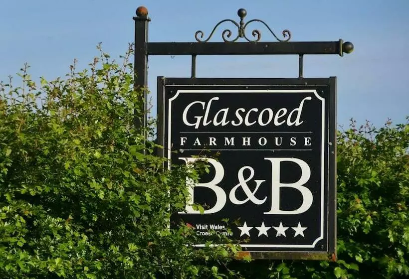 ベッドアンドブレックファースト Glascoed Farmhouse