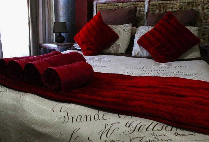 بنسيون African Adventures Accommodation