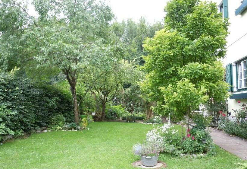 ペンション Appartementhaus Dargham