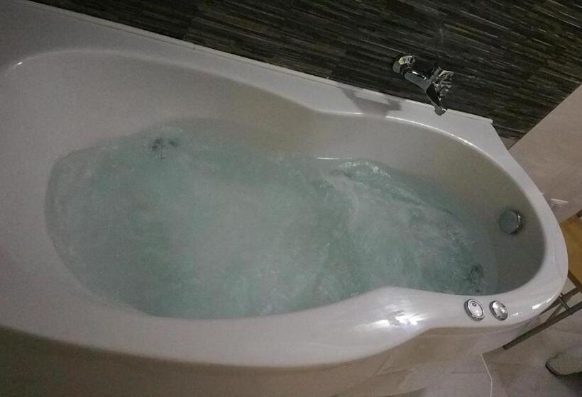 Nocleg ze śniadaniem A Due Passi Dal Mare