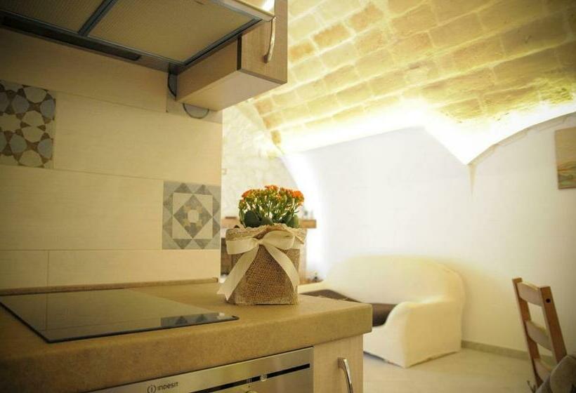 민박 Anfiteatro Vlll