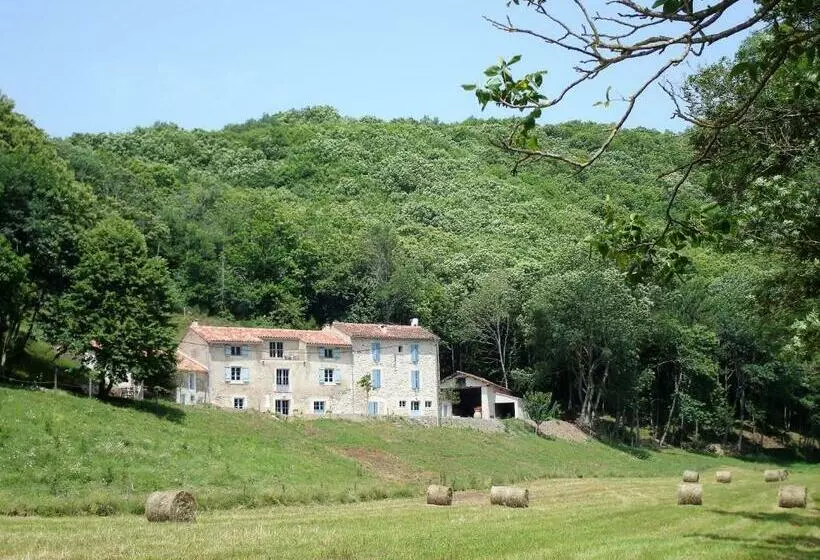 Aamiaismajoitus (B&B) Nabat Le Haut, Chambre Et Table D Hotes