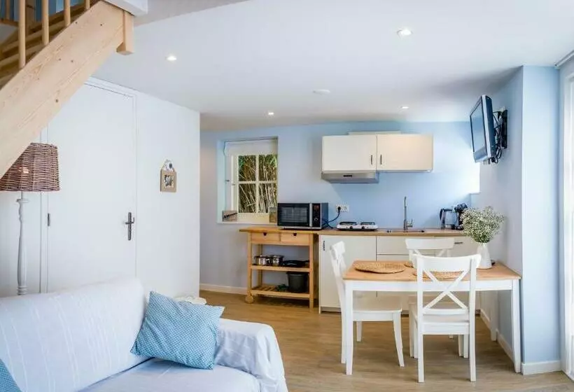 تختخواب و صبحانه Slapen Aan De Bosweg