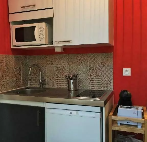 تختخواب و صبحانه Villa Les Lys