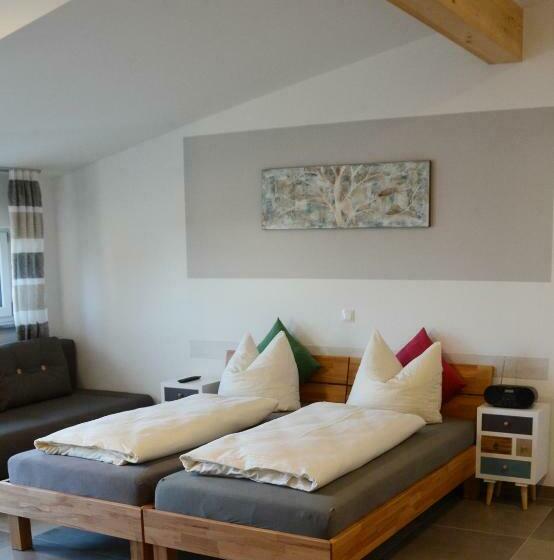 Gästehaus Brunnerhof   Eitting