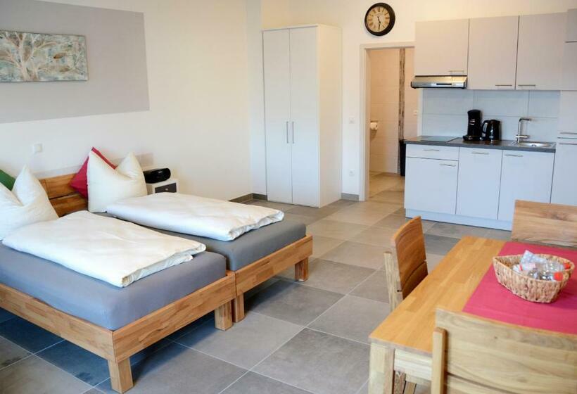 Gästehaus Brunnerhof   Eitting