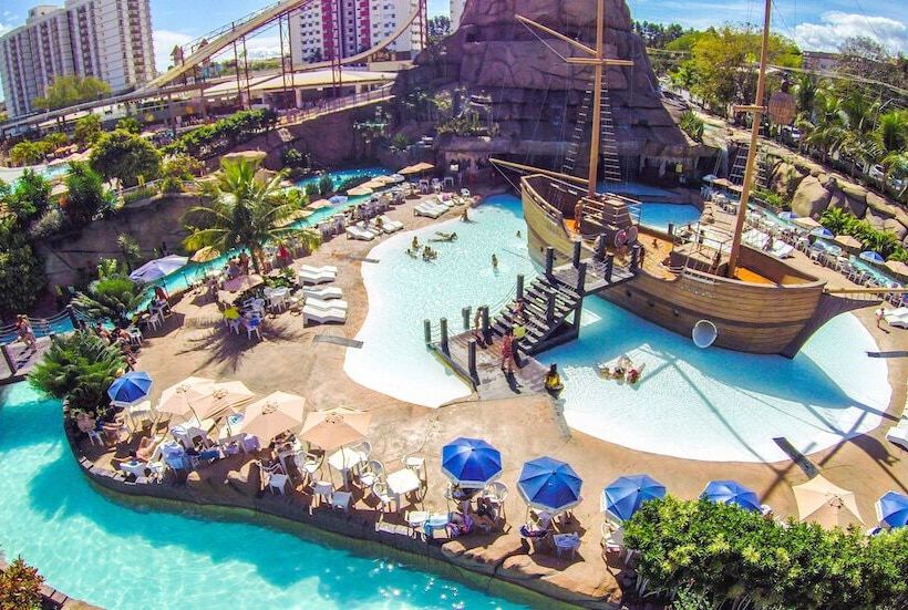 هتل Diroma Exclusive  Bvtur