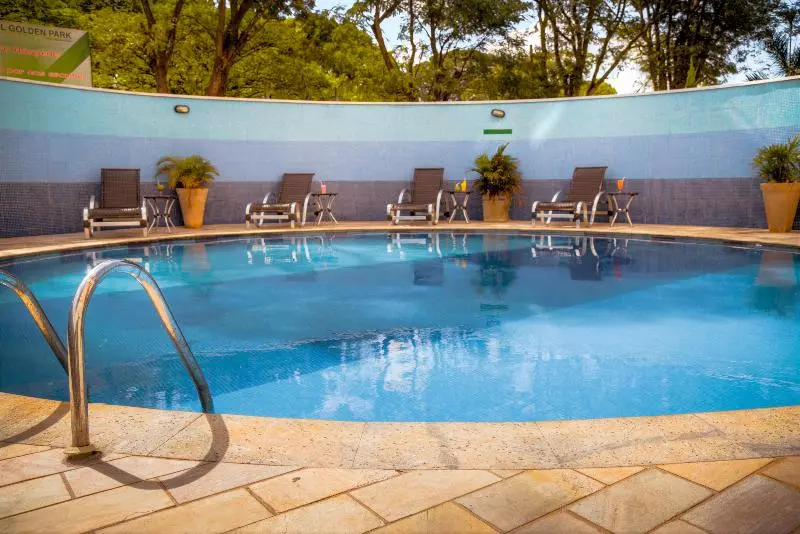 Отель Golden Park Uberaba