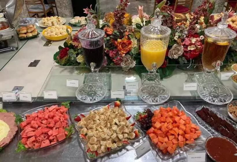 Отель Golden Park Uberaba