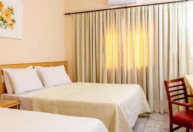 Отель Golden Park Uberaba