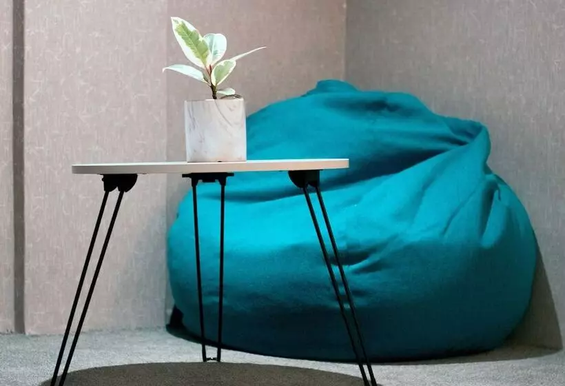 Harbour Ville Hotel   Hamilton