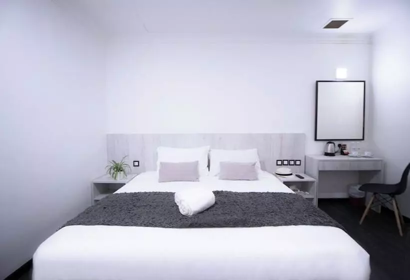 Harbour Ville Hotel   Hamilton