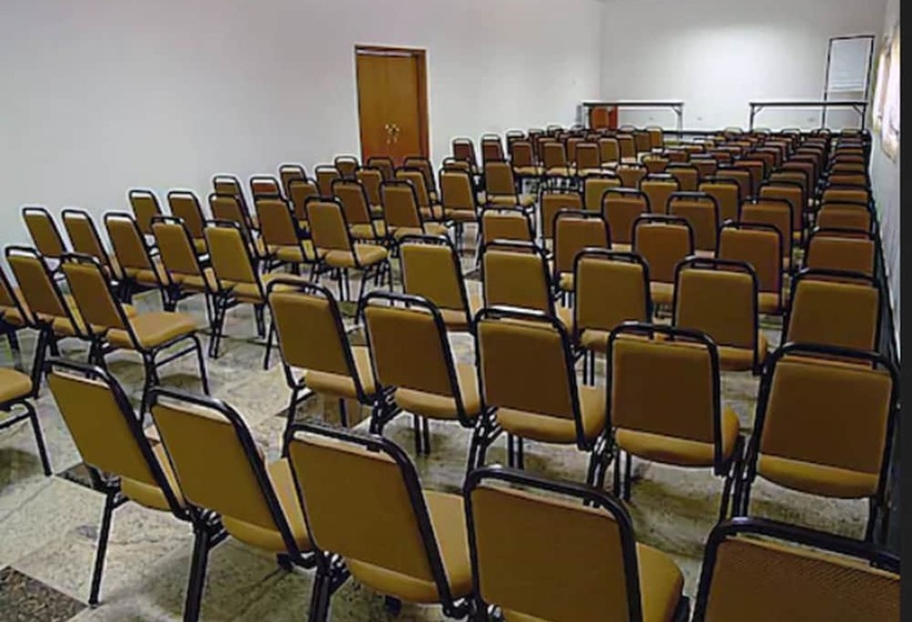 בית מלון כפרי Londri Star