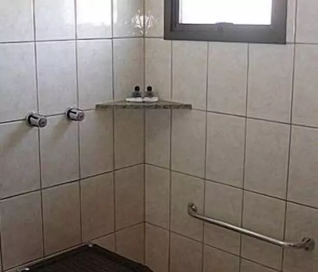 ホテル Londri Star