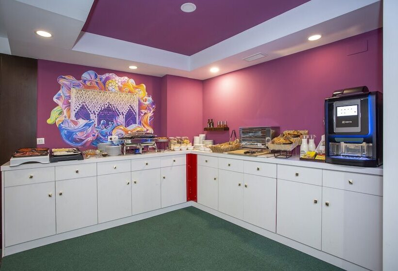 هتل Casual Ilbira Granada