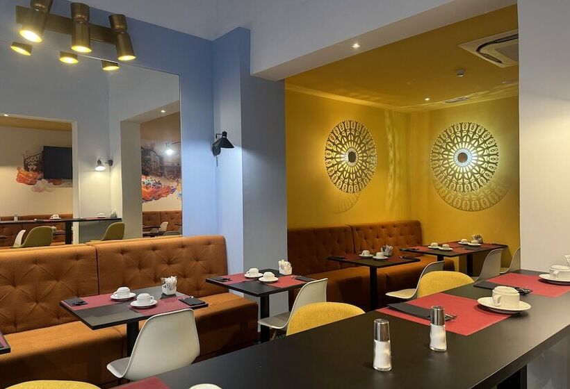 هتل Casual Ilbira Granada