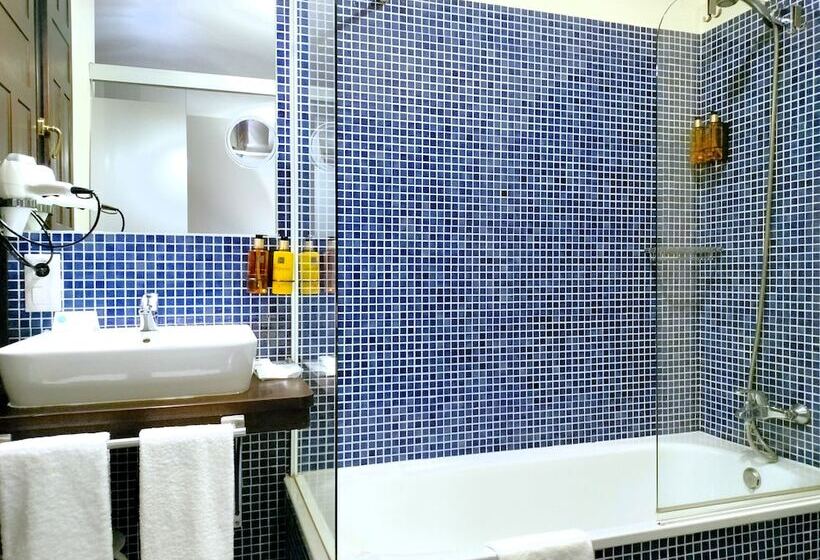 هتل Casual Ilbira Granada