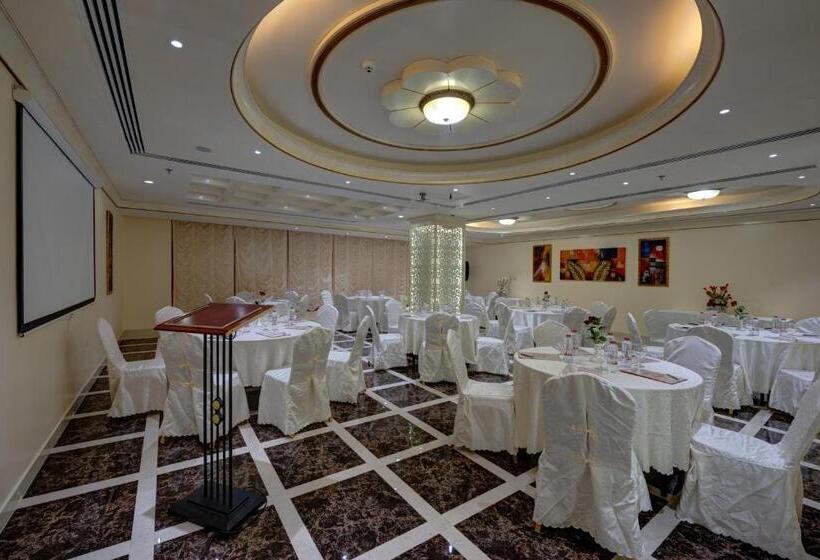 בית מלון כפרי Sahara Beach Resort & Spa