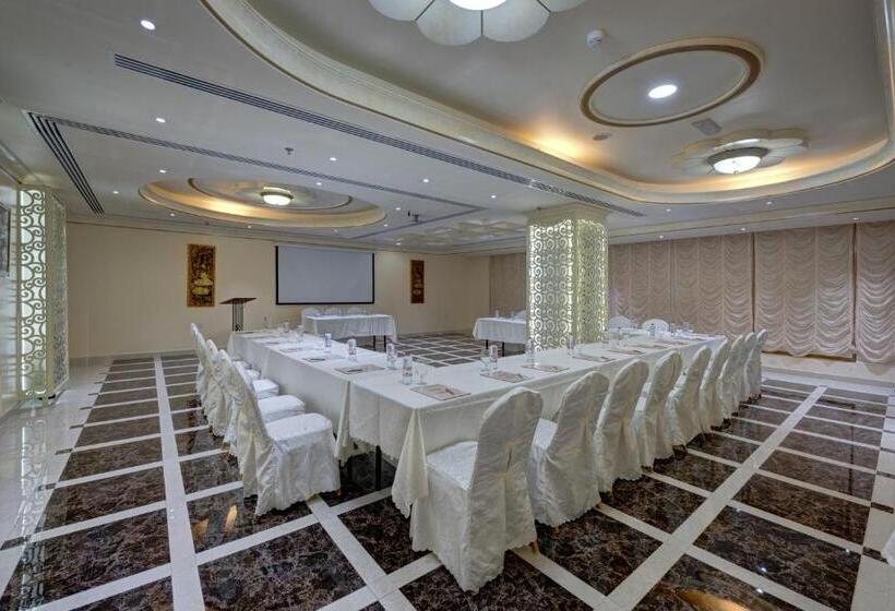 בית מלון כפרי Sahara Beach Resort & Spa