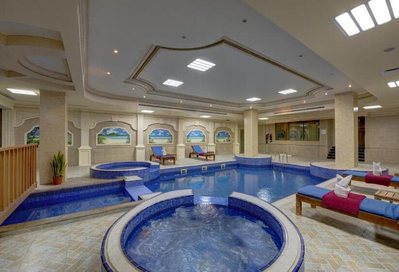 בית מלון כפרי Sahara Beach Resort & Spa