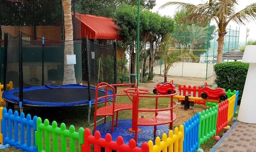 בית מלון כפרי Sahara Beach Resort & Spa