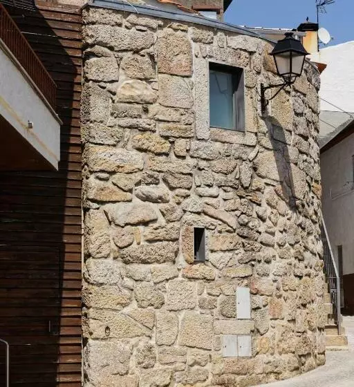 تختخواب و صبحانه Antiga Casa Do Porco