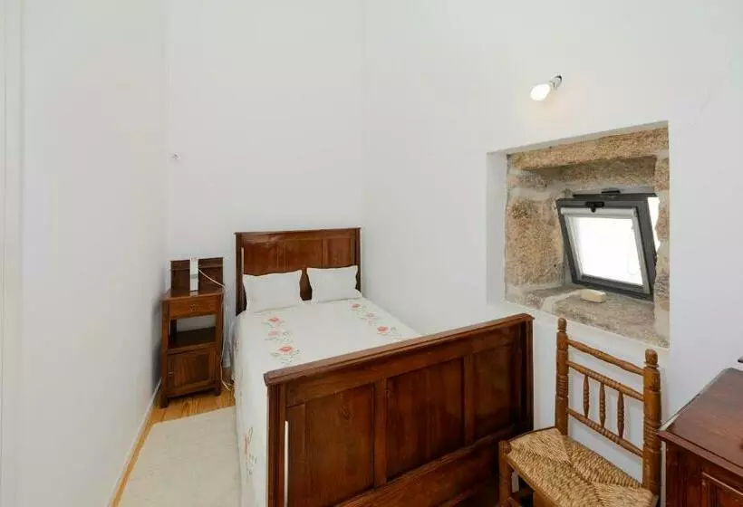 تختخواب و صبحانه Antiga Casa Do Porco