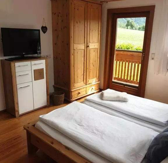 Aamiaismajoitus (B&B) Bergführerhaus
