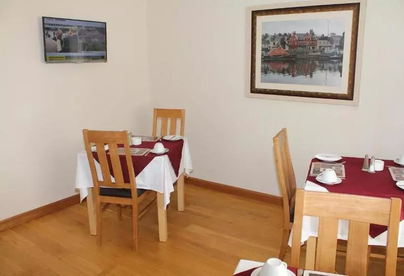 تختخواب و صبحانه Manor House