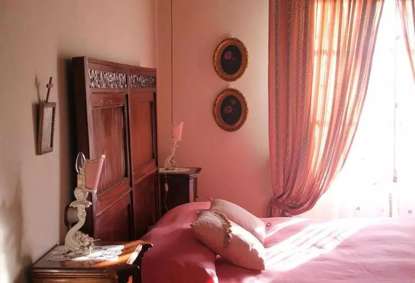 ベッドアンドブレックファースト Palazzo Palesa