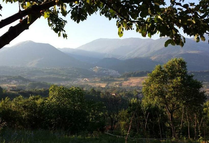 ベッドアンドブレックファースト Tana Libera Tutti 1 Nature, Yourself, Love