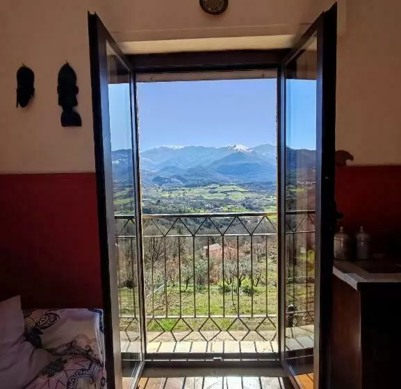 Aamiaismajoitus (B&B) Tana Libera Tutti 1 Nature, Yourself, Love