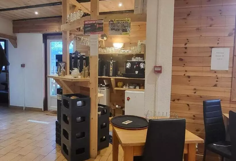 هتل Auberge La Coulette