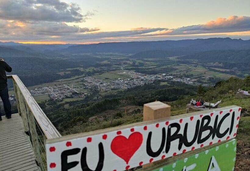 پانسیون Pousada Alternativa Dora